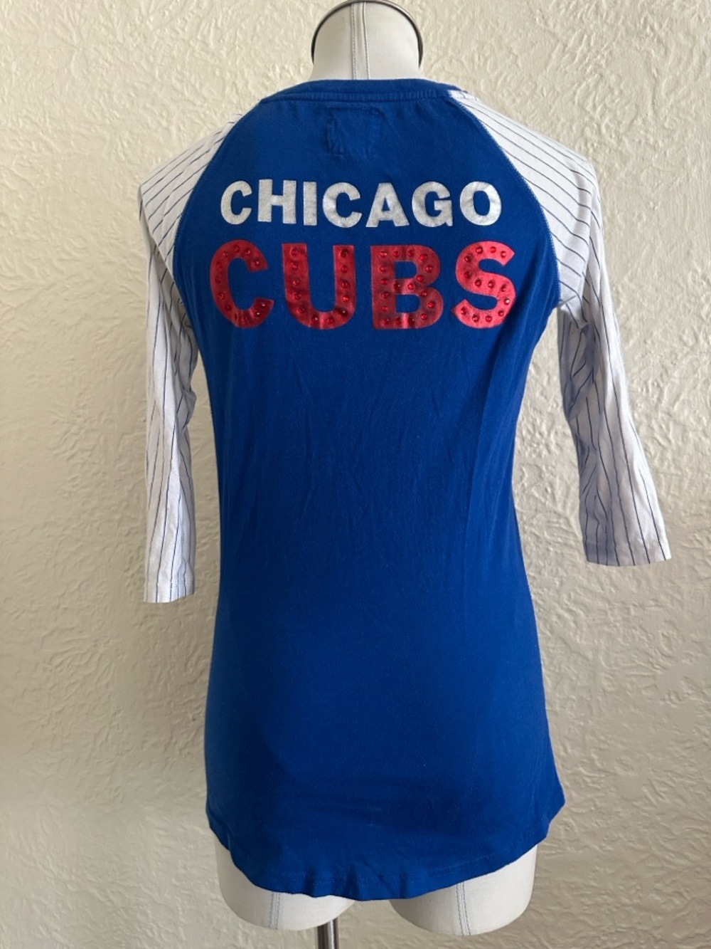 Victoria’s Secret Pink Chicago Cubs MLB Blue Red Bling Raglan T-Shirt FLAWS S